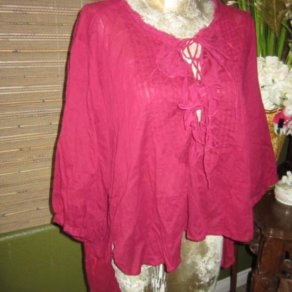 FREE PEOPLE! FUCHSIA HIGH LOW TOP! - Picture 1 of 8